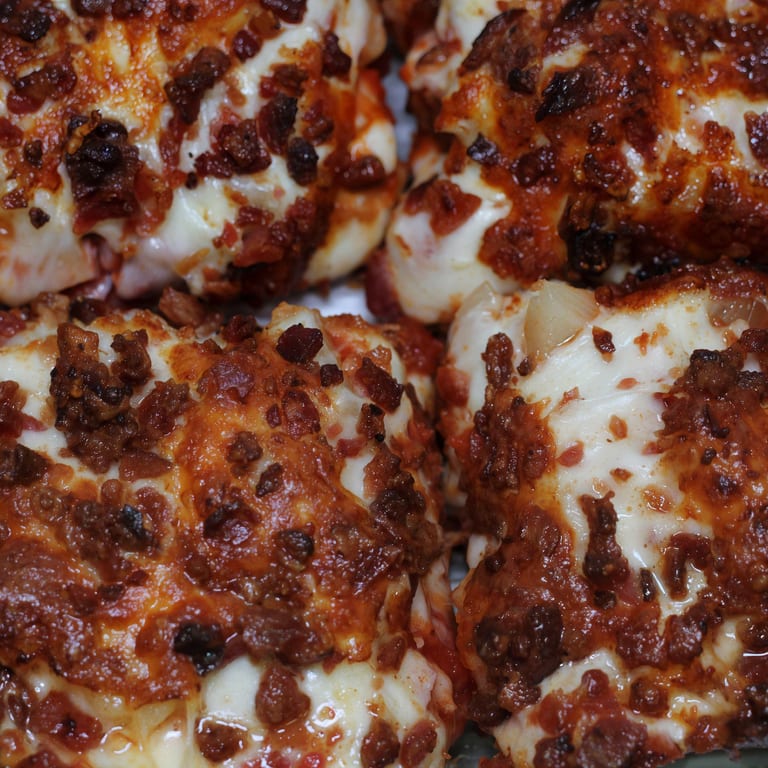 Delicious Hawaiian Pizza and More!